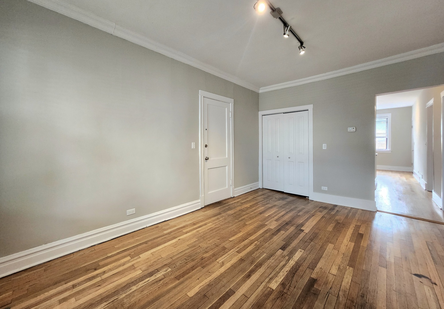 3143 W Wellington Avenue Unit: 1