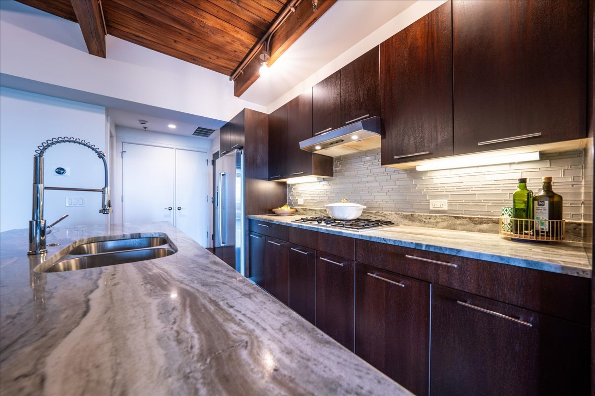 1600 S Jefferson Street Unit: 503