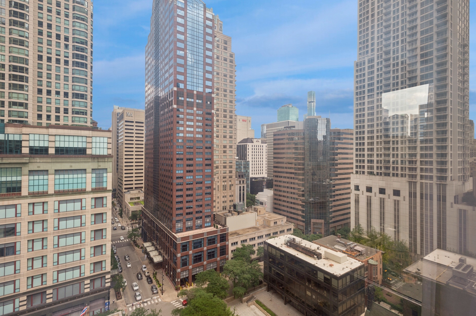 30 E Huron Street Unit: 1702