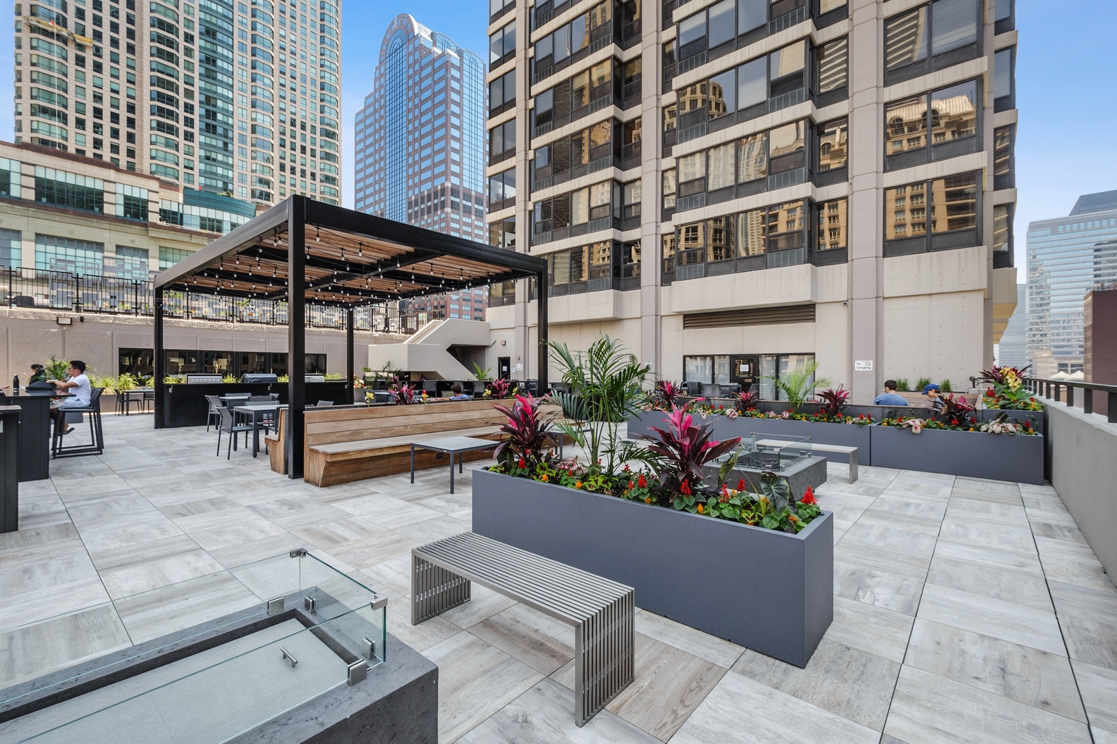 30 E Huron Street Unit: 1702