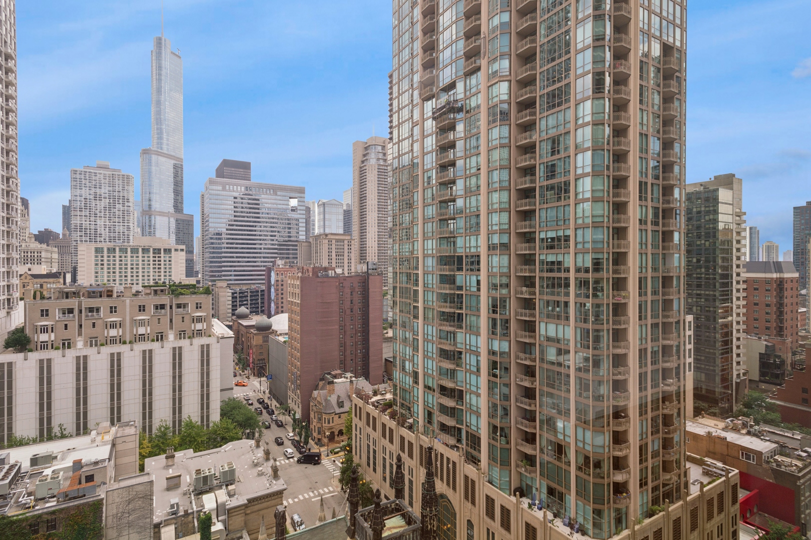 30 E Huron Street Unit: 1702