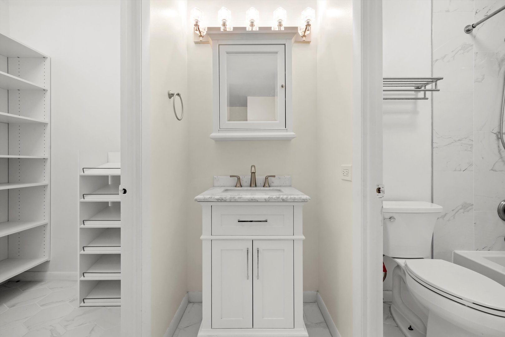 780 S Federal Street Unit: 1202