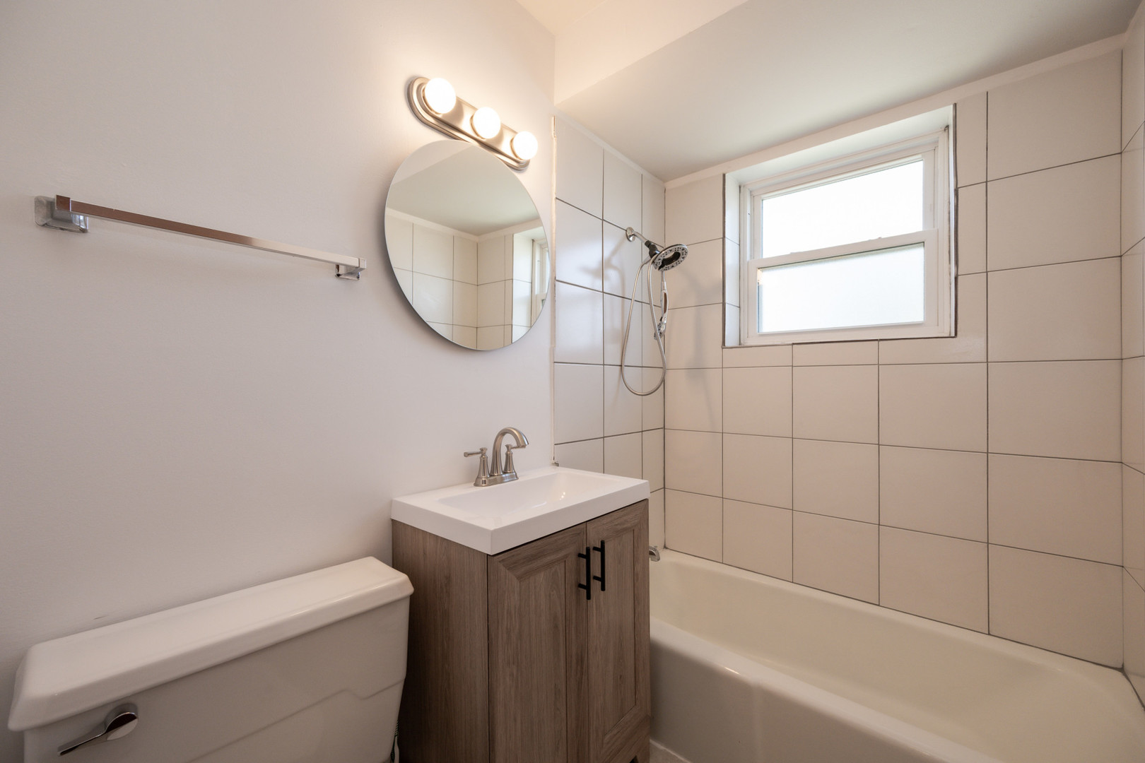 14450 Jefferson Avenue Unit: 2E