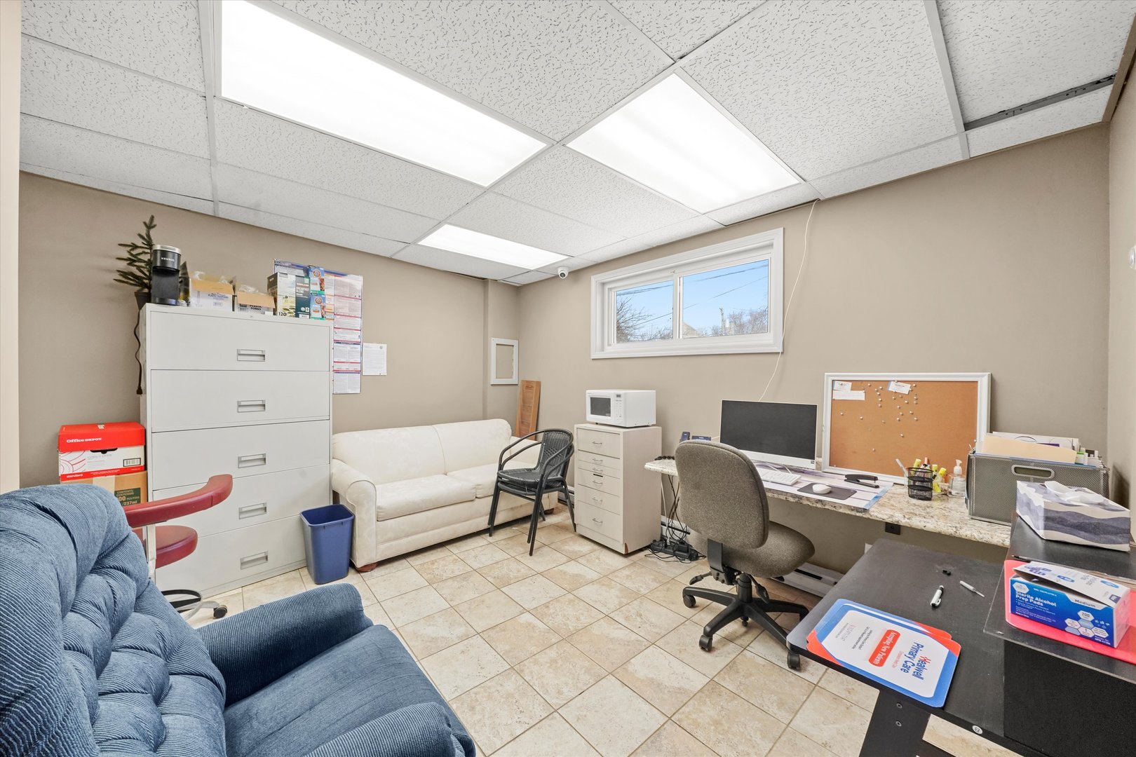 6067 N Northwest Highway