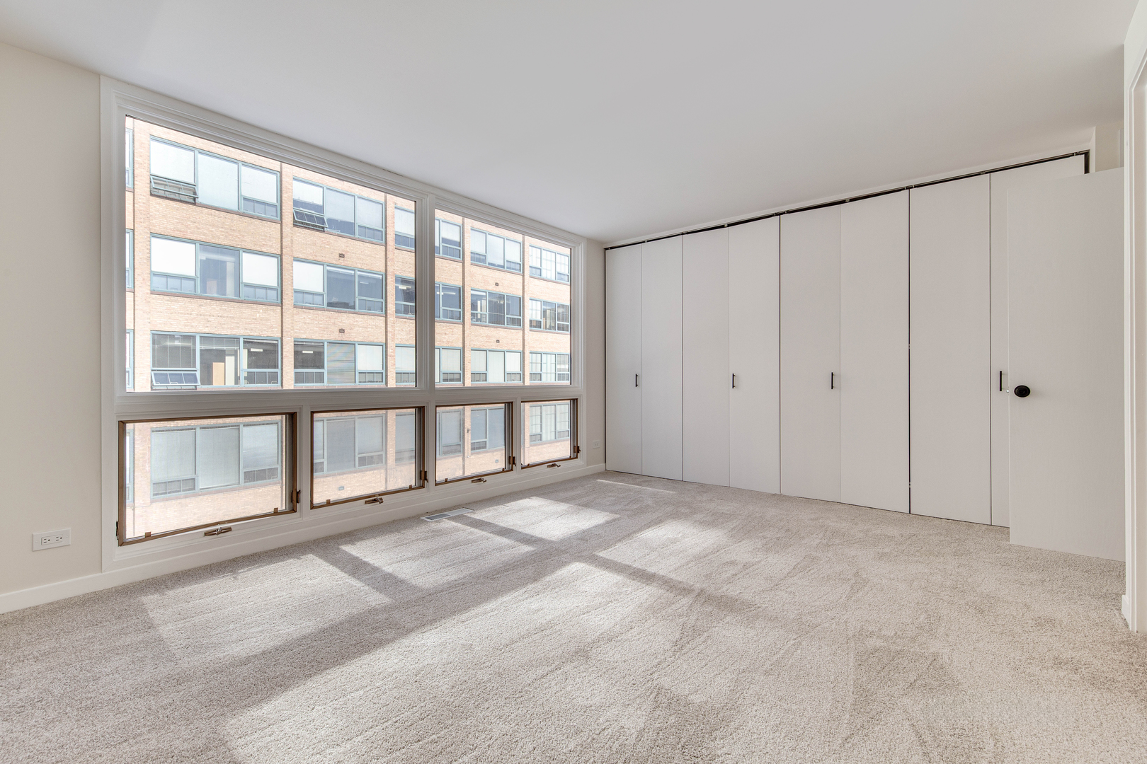 680 N Peoria Street Unit: F