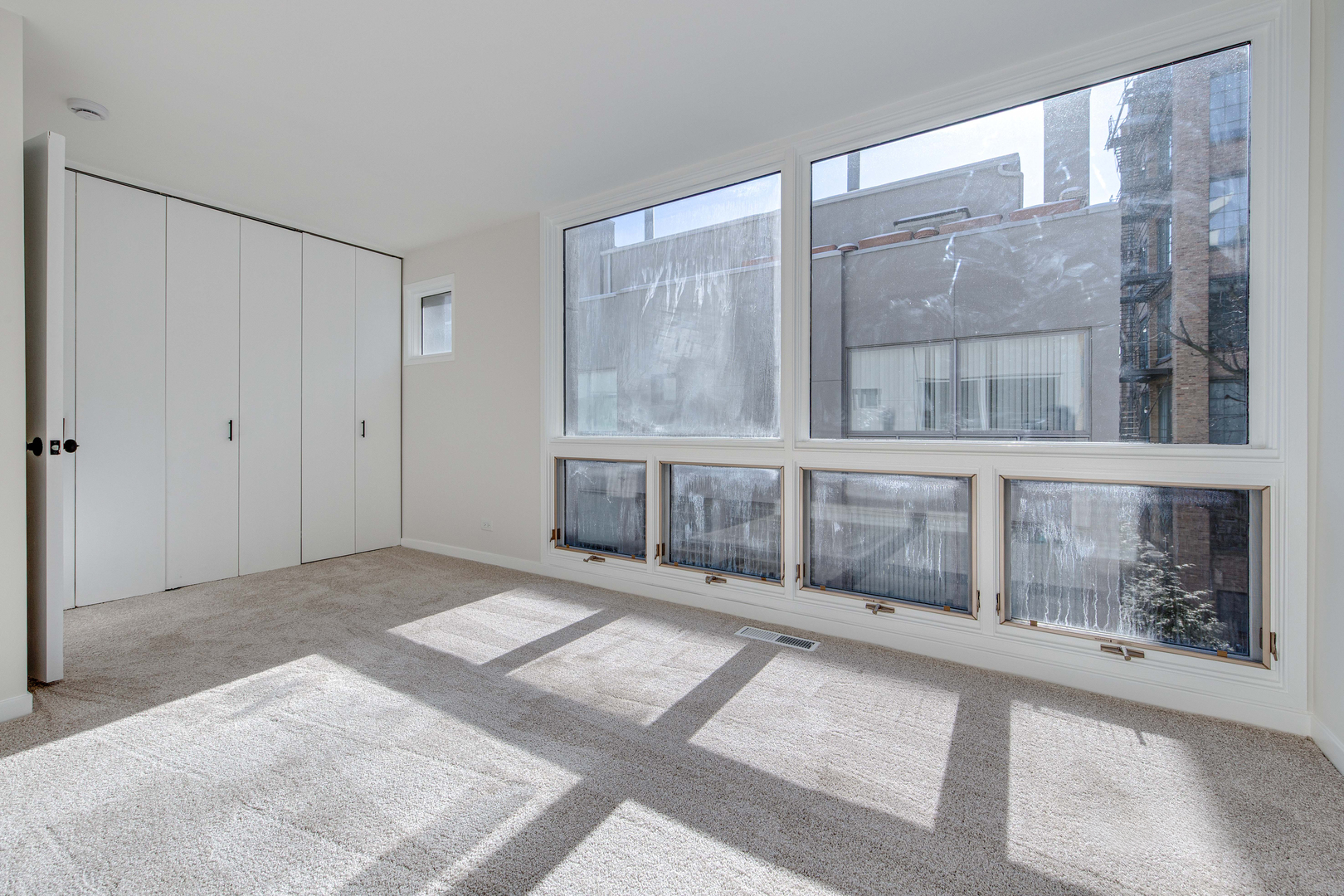 680 N Peoria Street Unit: F