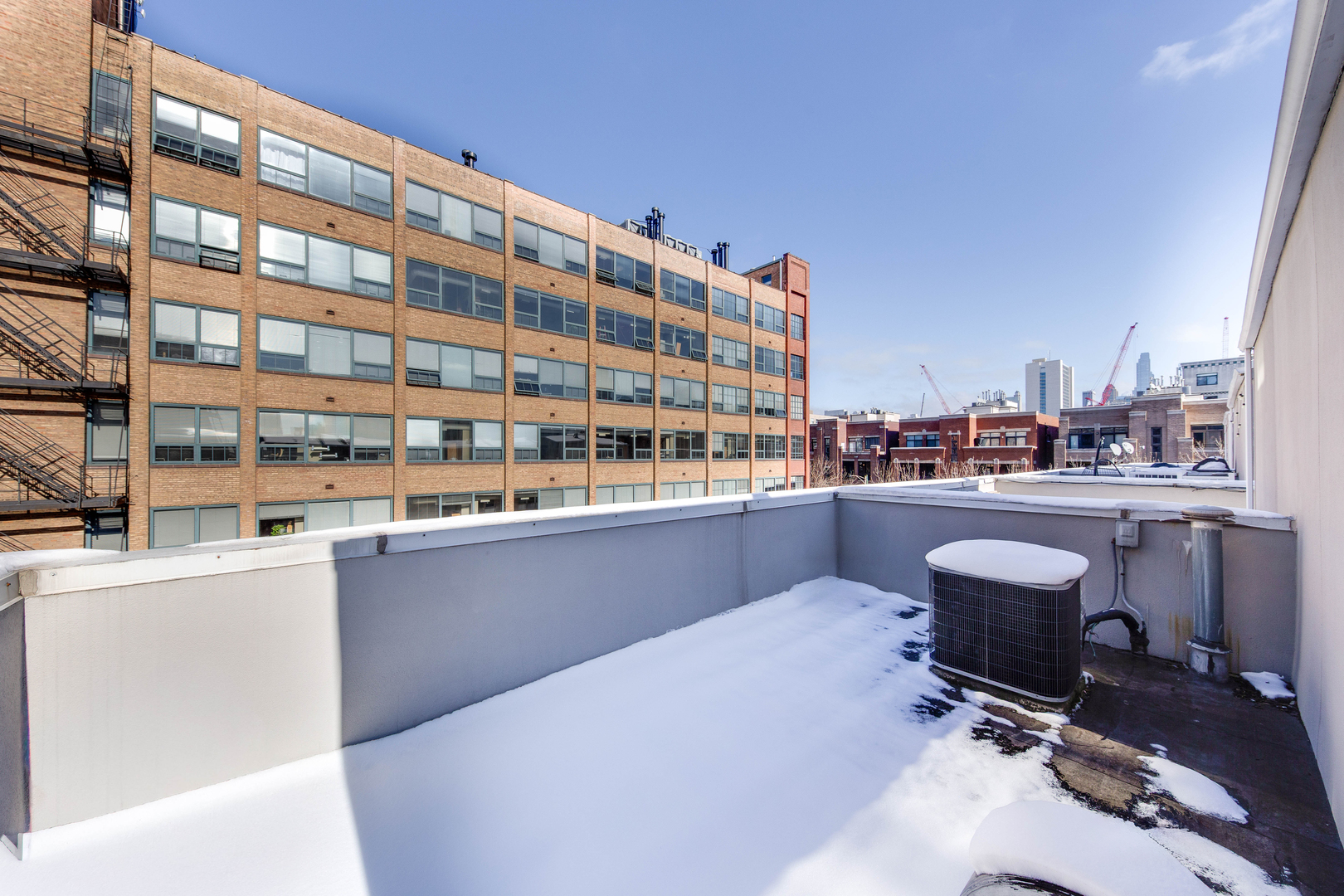 680 N Peoria Street Unit: F
