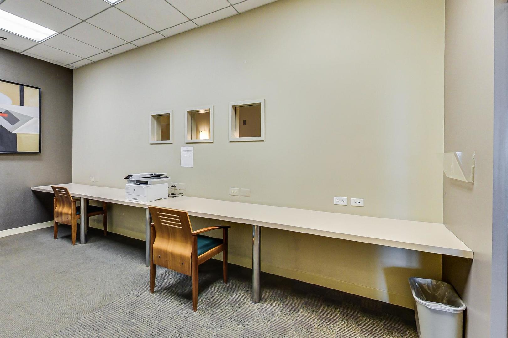 512 N McClurg Court Unit: 3909