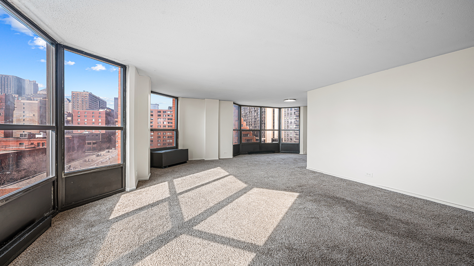 899 S Plymouth Court Unit: 503