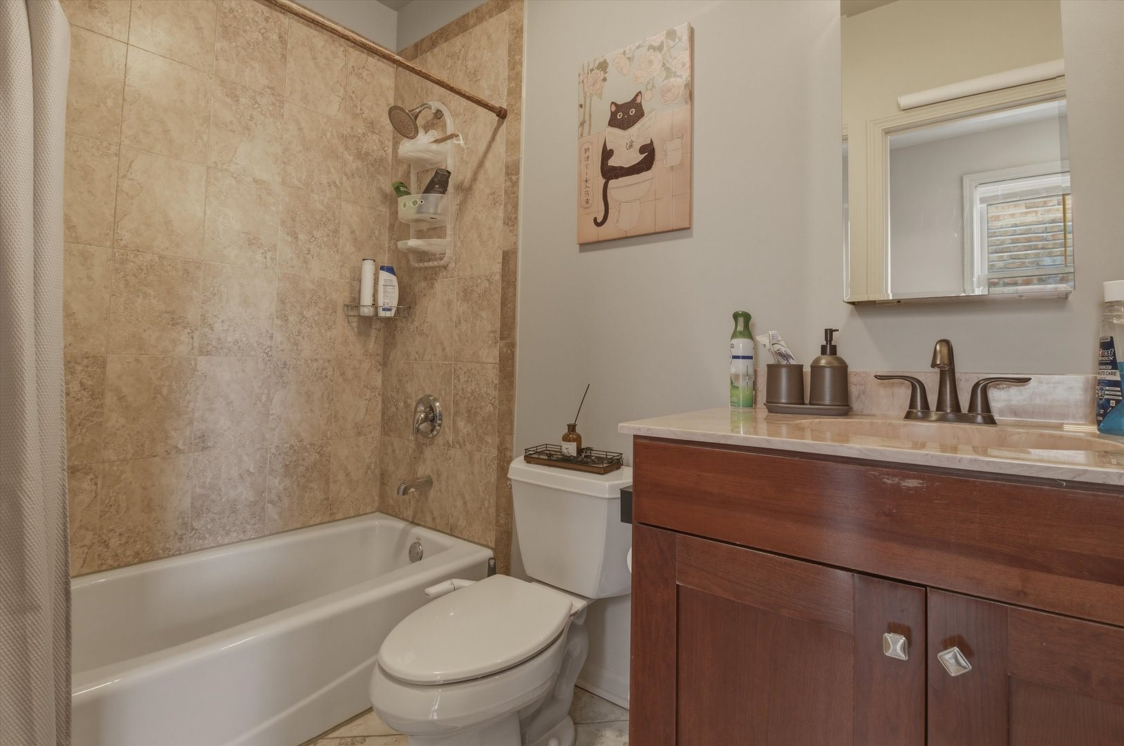 2237 W Washington Boulevard Unit: 3