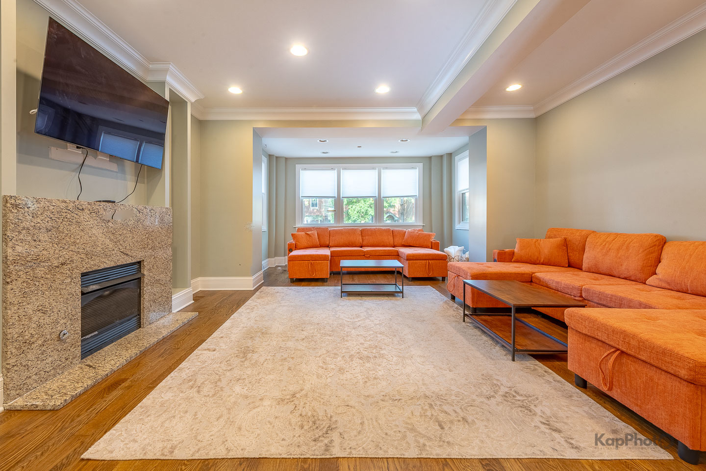 3639 N Troy Street Unit: 2