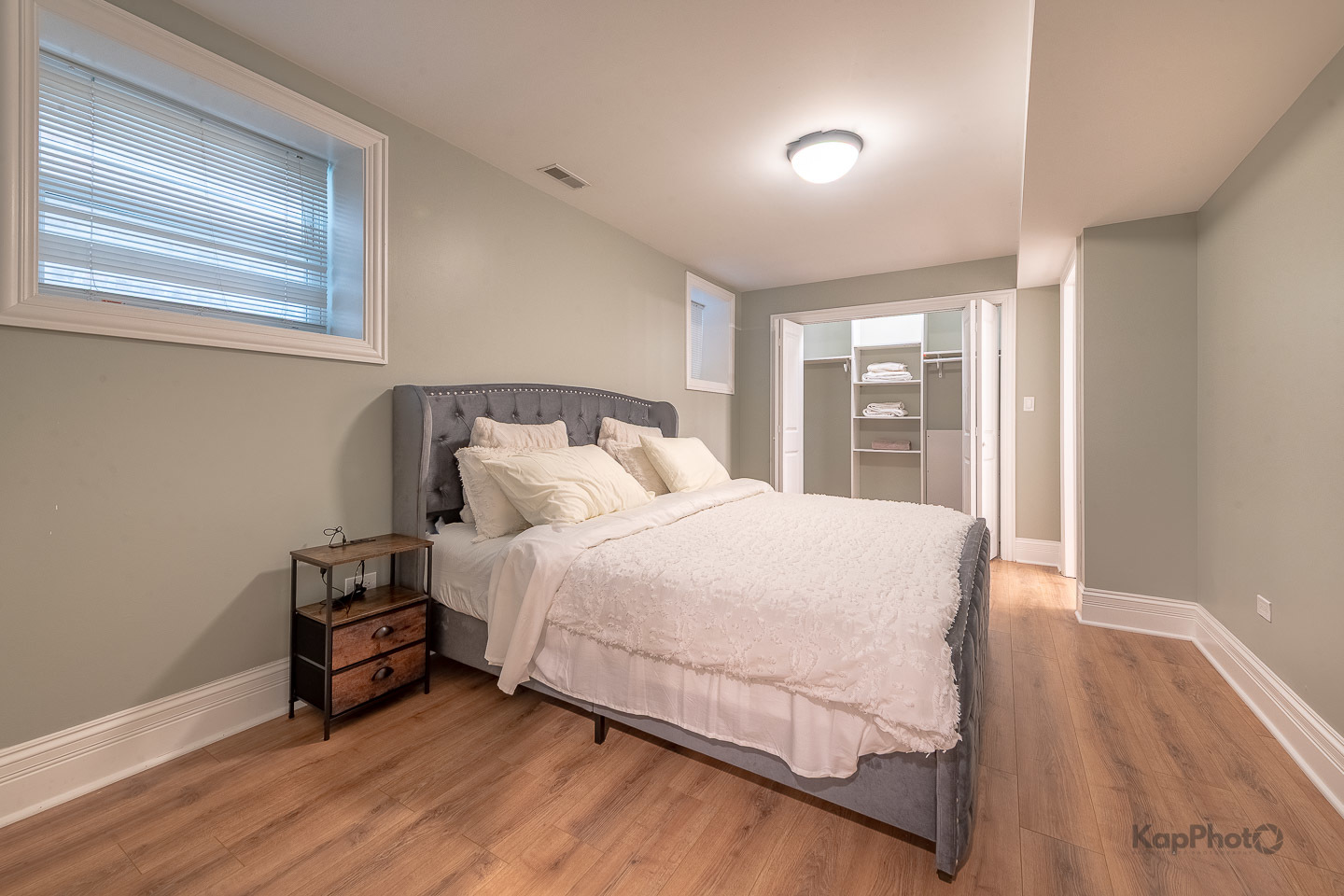 3639 N Troy Street Unit: 2