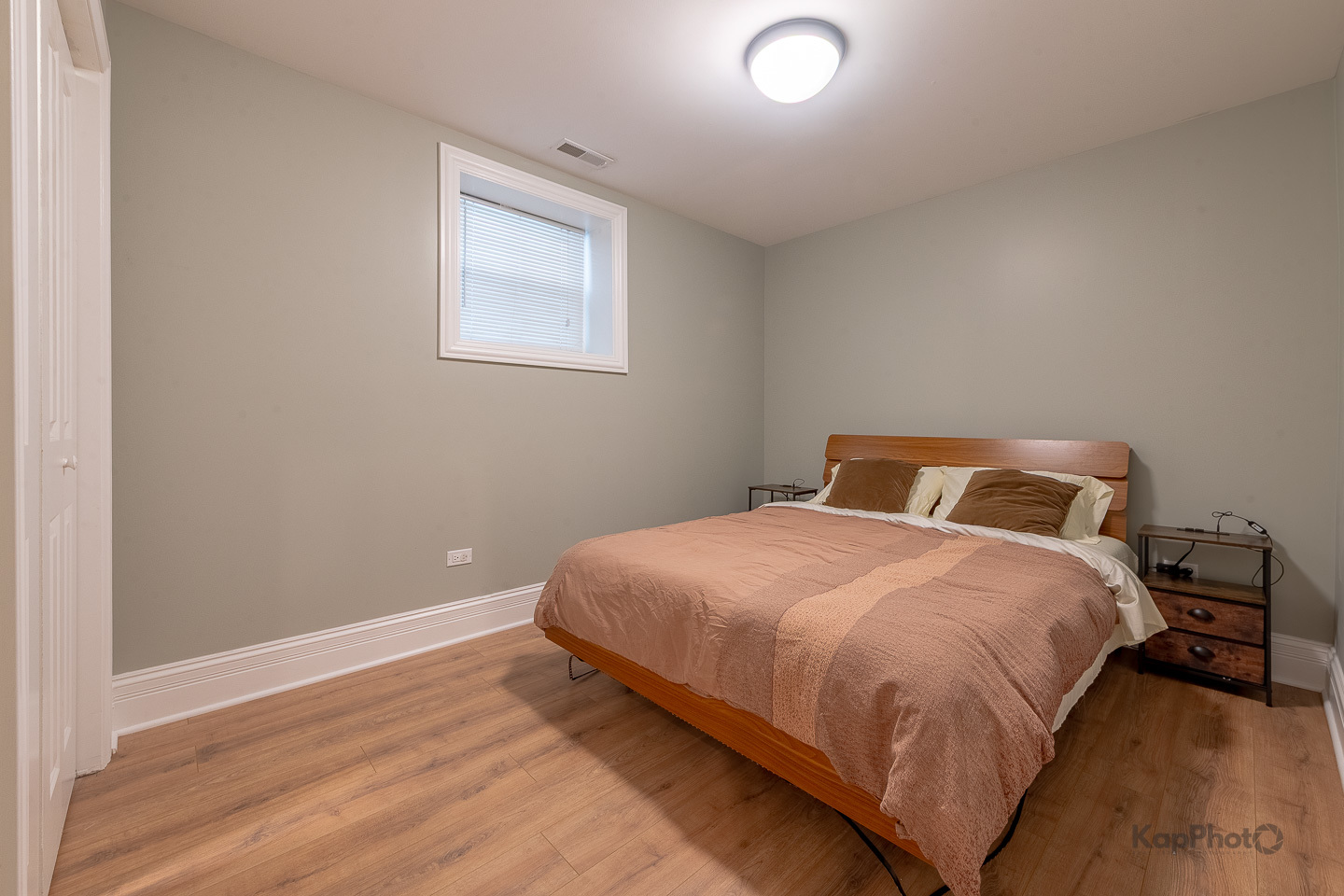 3639 N Troy Street Unit: 2