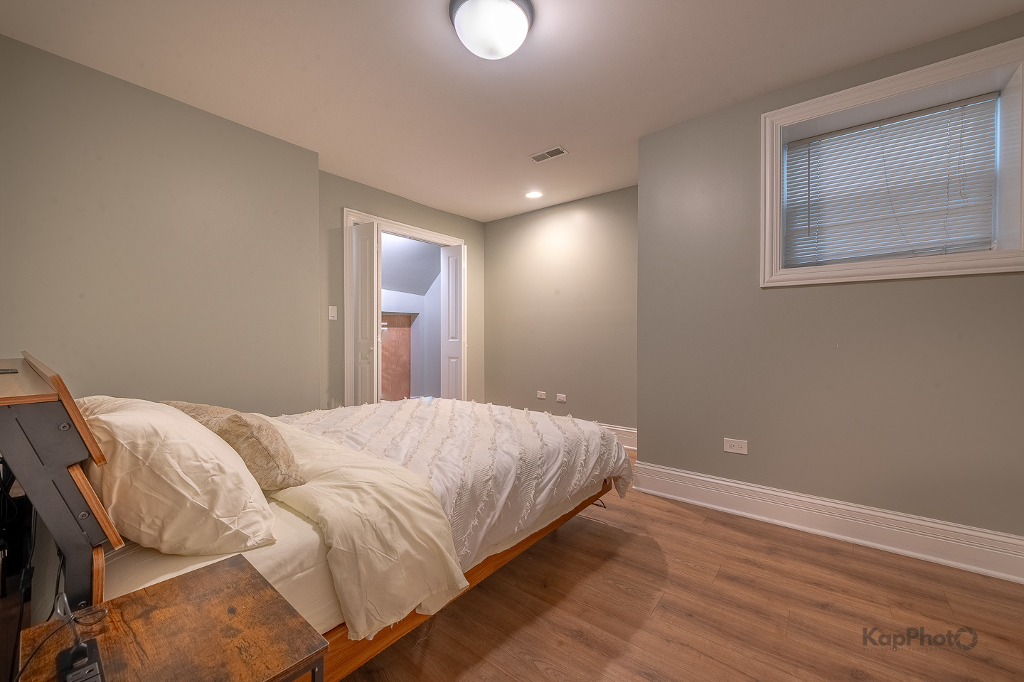 3639 N Troy Street Unit: 2