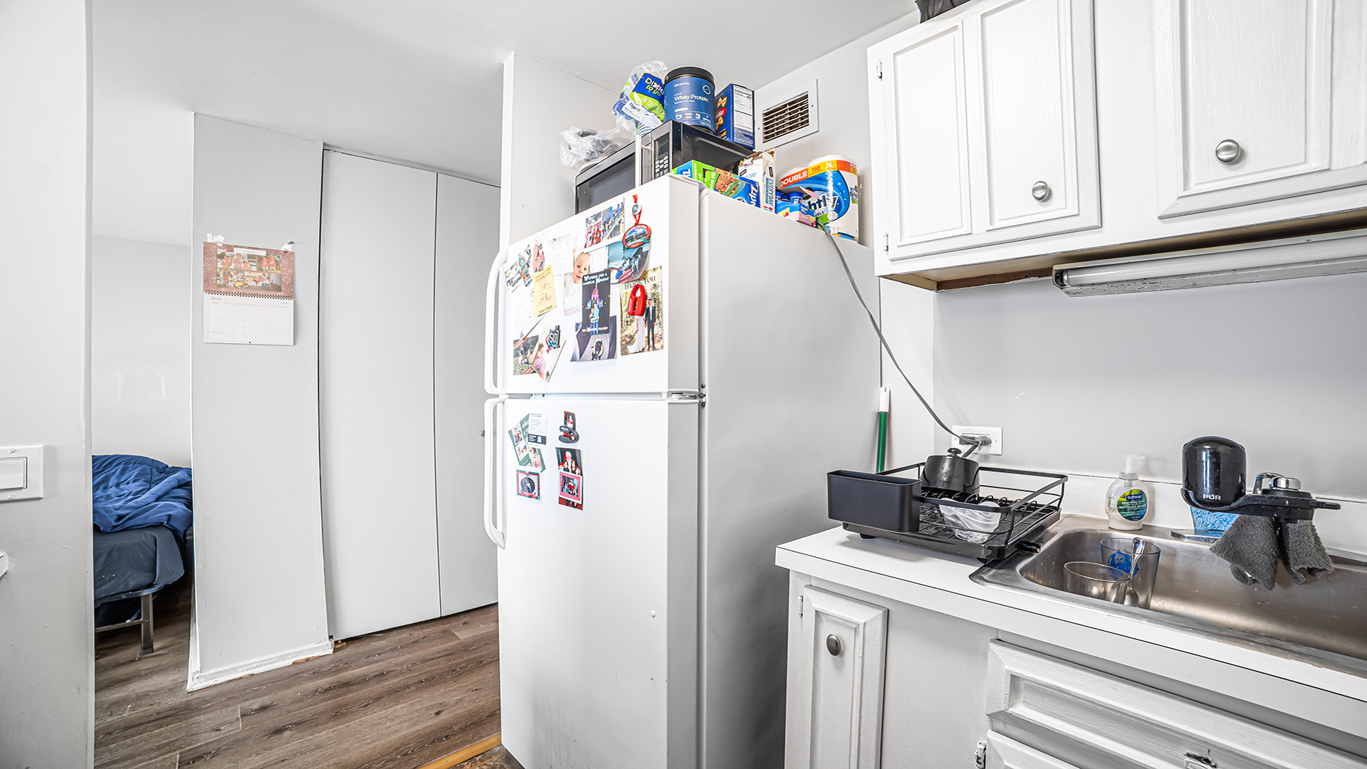 4343 N Clarendon Avenue Unit: 1818