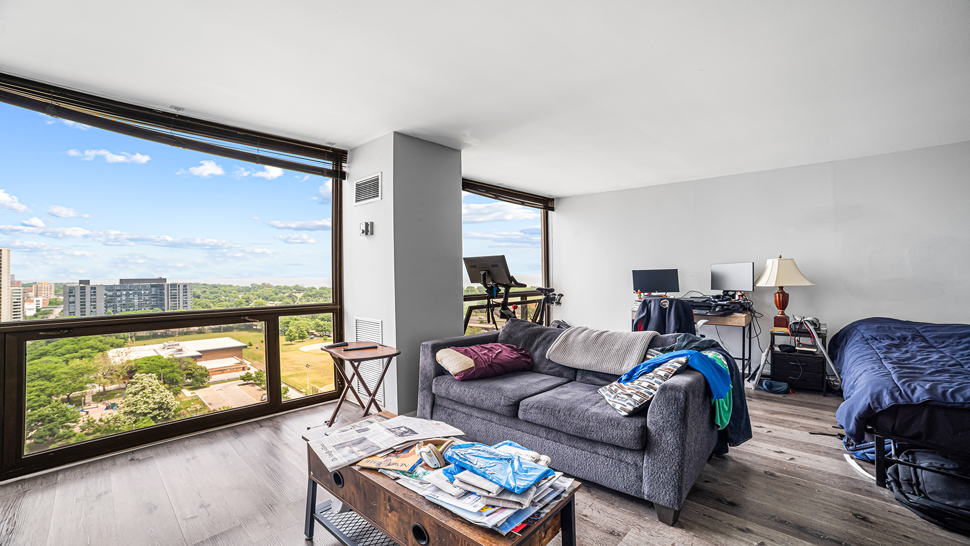 4343 N Clarendon Avenue Unit: 1818