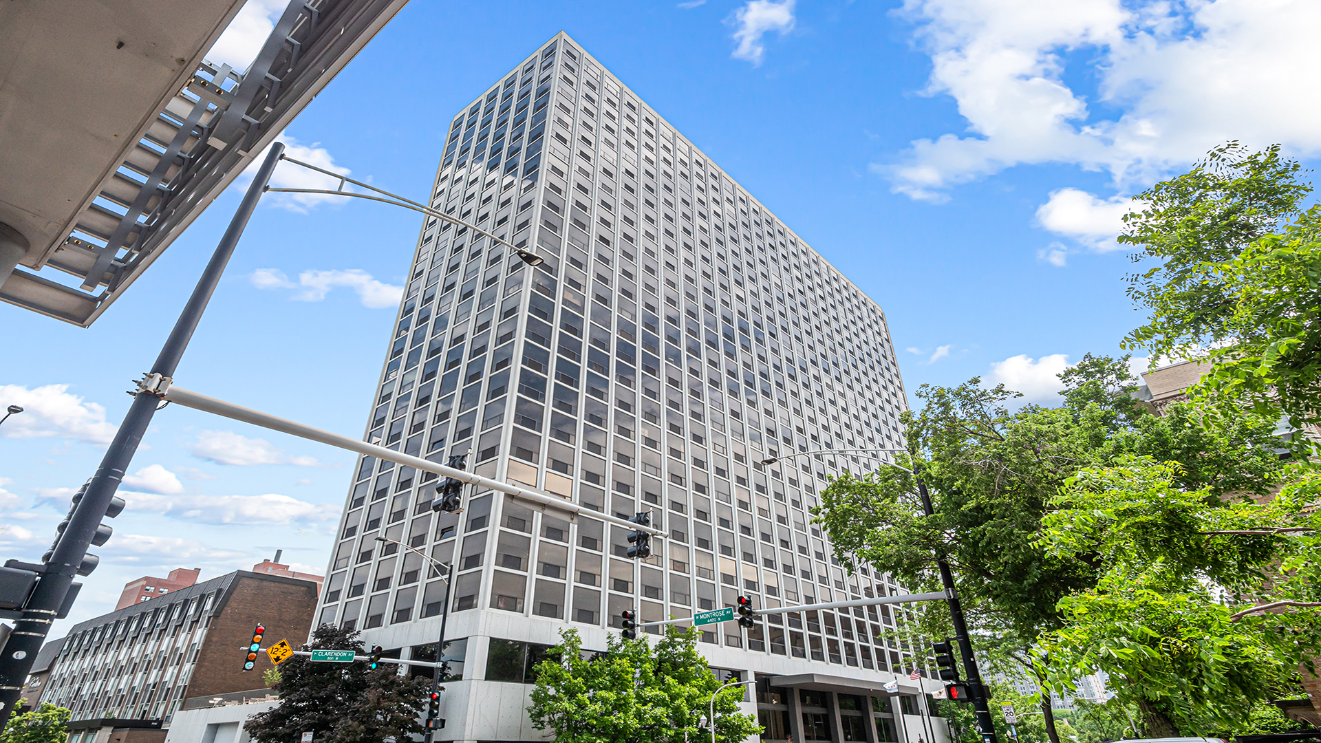 4343 N Clarendon Avenue Unit: 1818