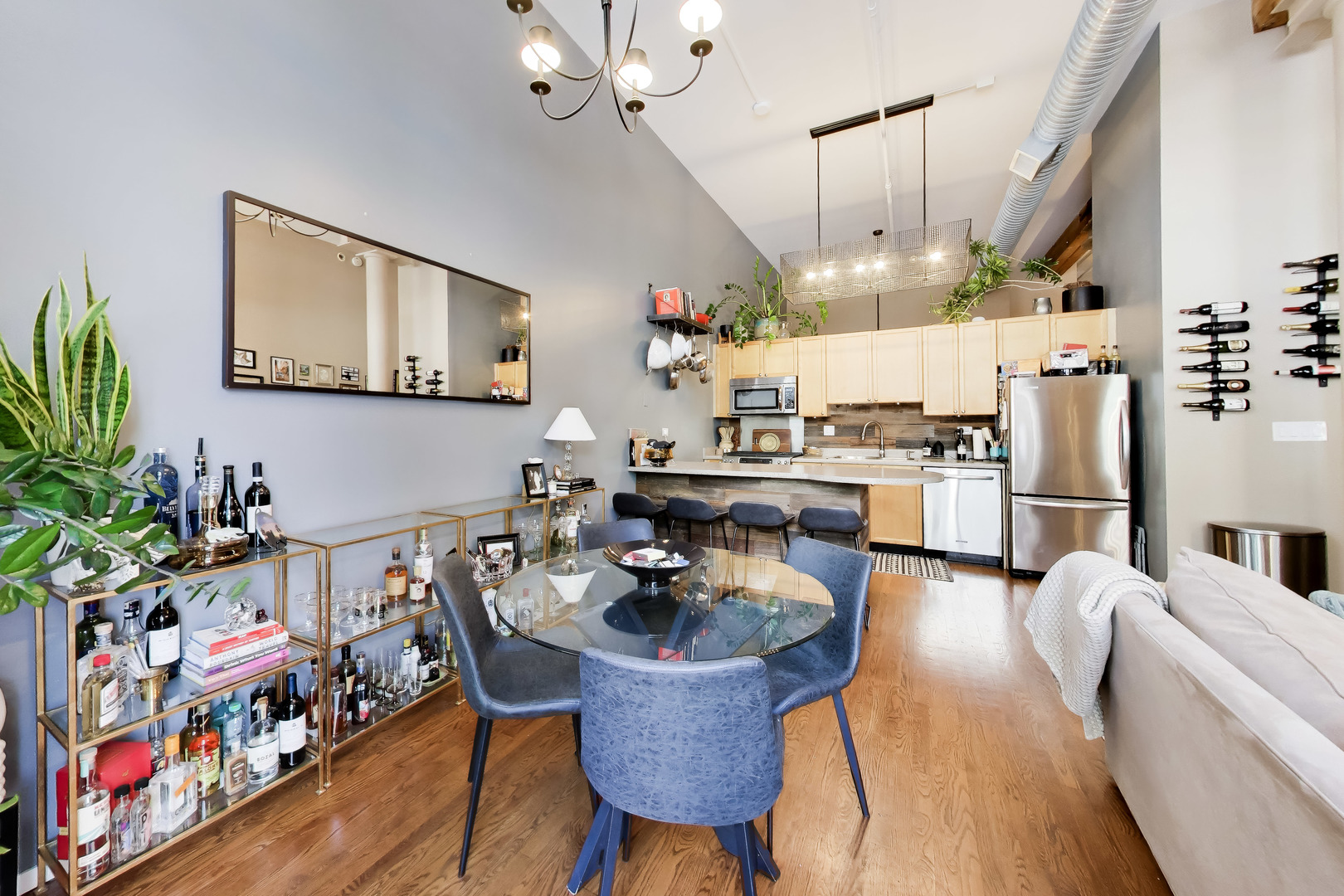 417 S Jefferson Street Unit: 102B