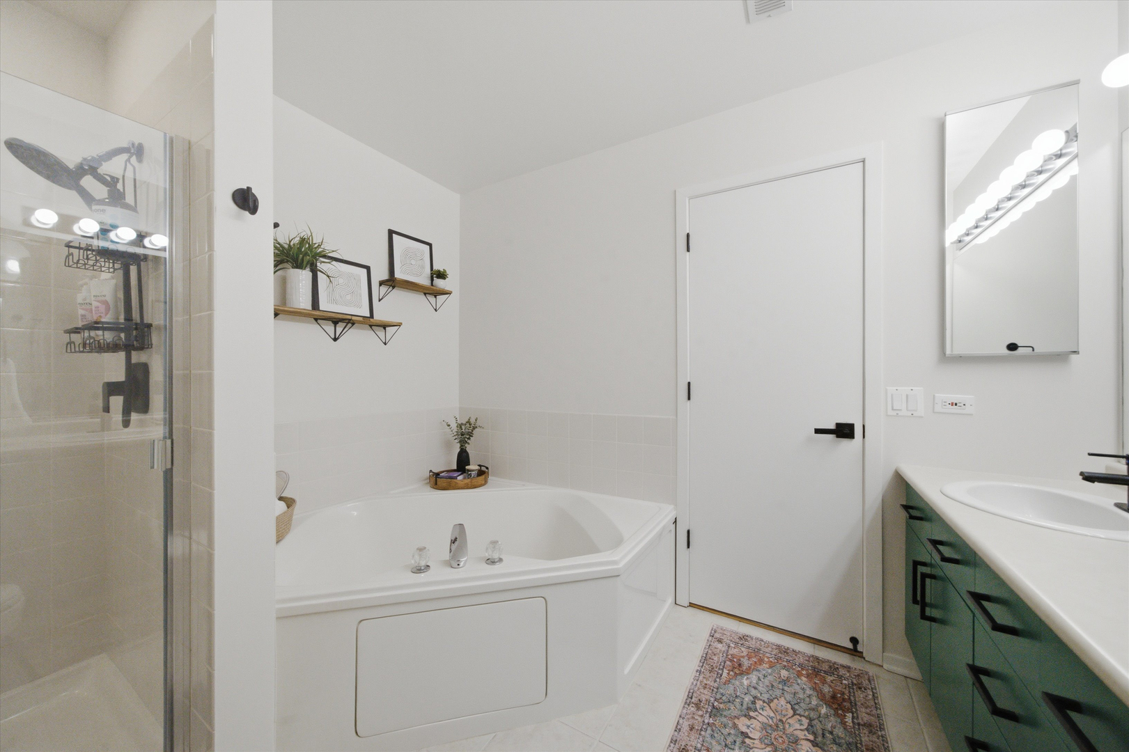 375 W Erie Street Unit: 412