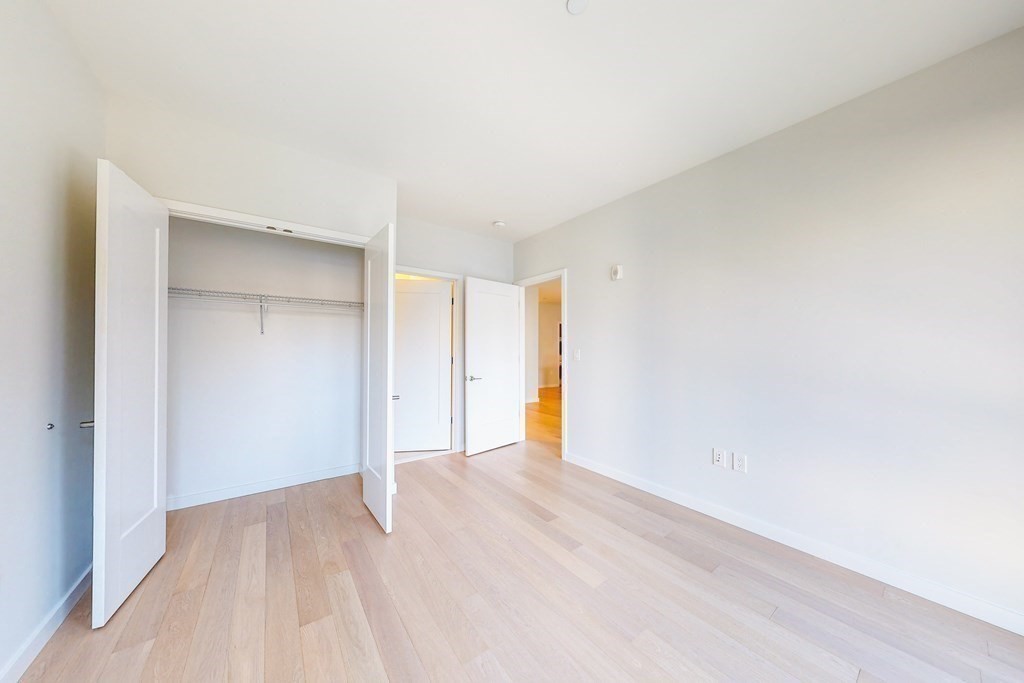 45 W 3rd # 309