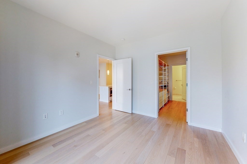 45 W 3rd # 309