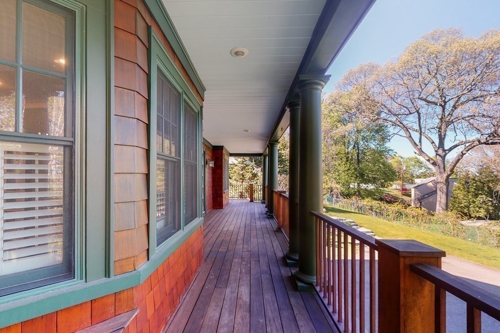 25 Myopia Rd