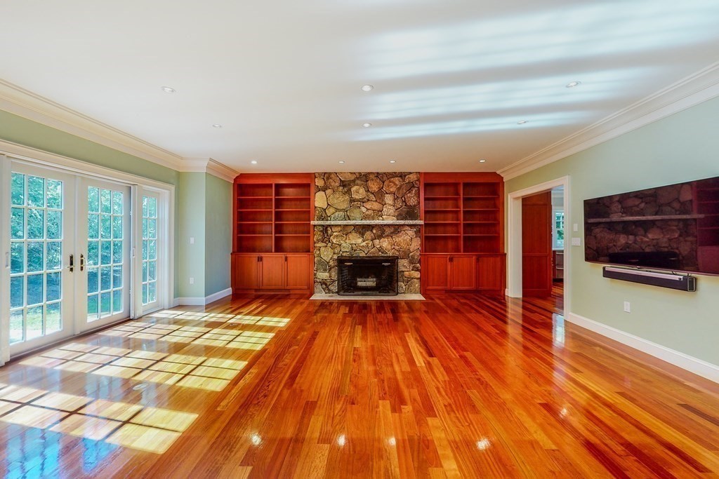 25 Myopia Rd