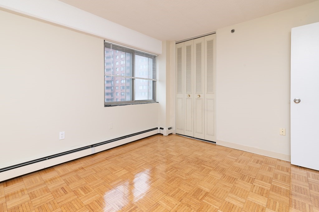1025 Hancock St # 7F