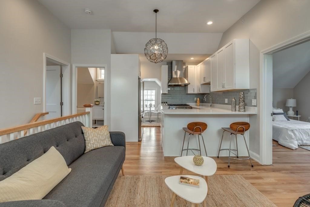18 Sacramento Pl # 2