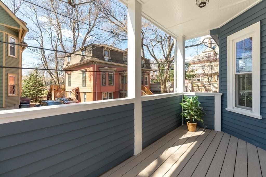 18 Sacramento Pl # 2