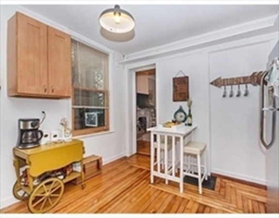 76 G St # 1