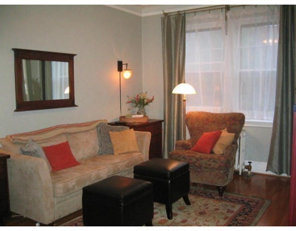 4 Chiswick Rd # 1