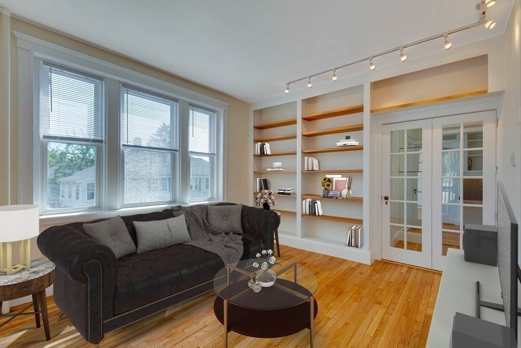 246 S Huntington Ave # 5 Unit: #5