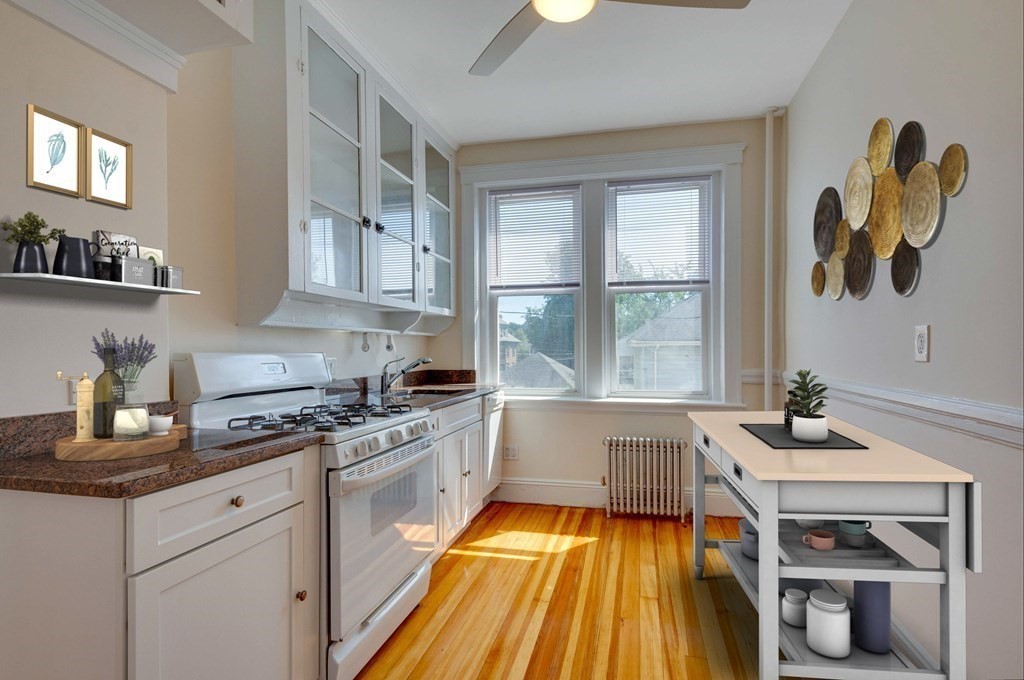 246 S Huntington Ave # 5 Unit: #5