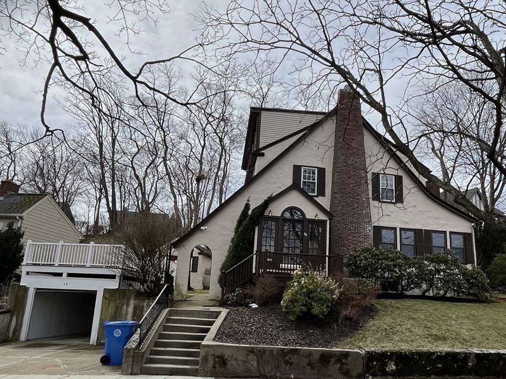 99 Louise Rd