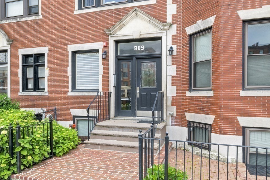 909 Beacon Street # 5