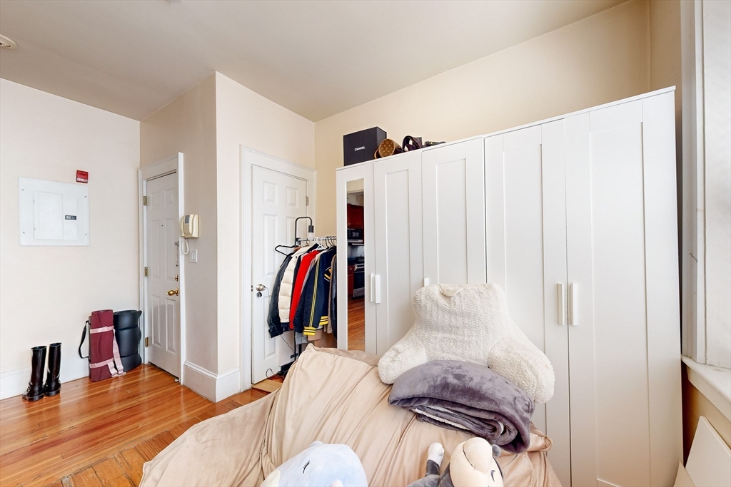 75 Burbank Street # 201