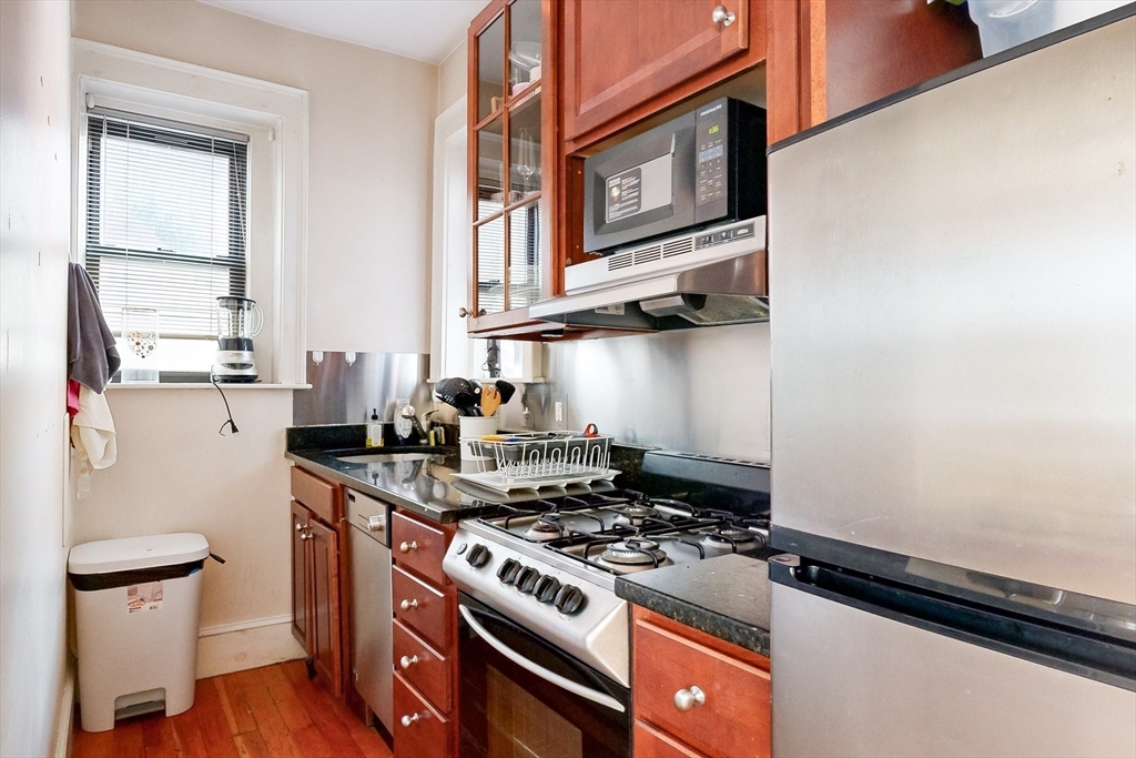 75 Burbank Street # 201