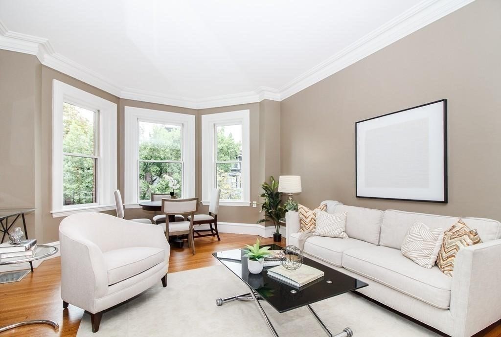 320 Marlborough St # 3