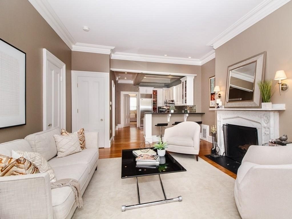 320 Marlborough St # 3