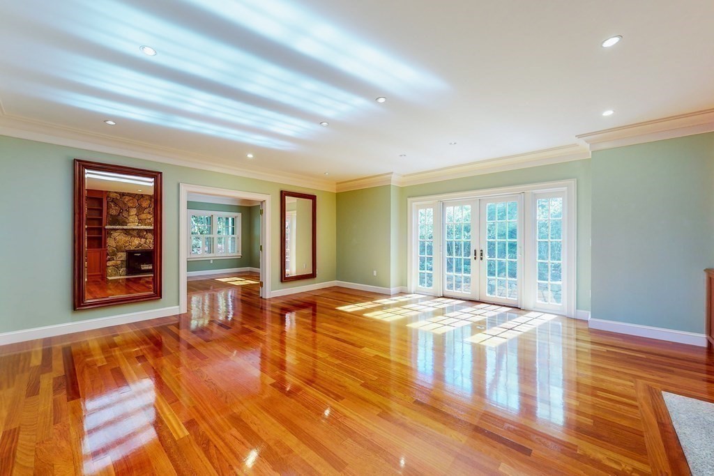 25 Myopia Rd