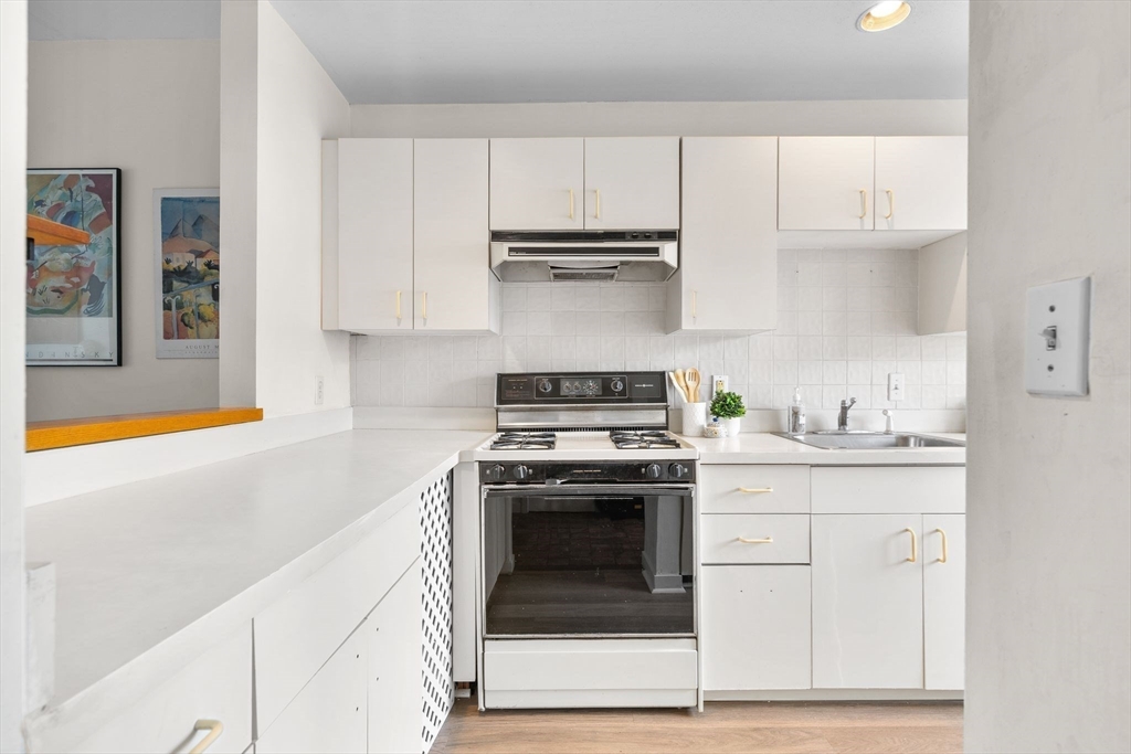 20 Ship Ave # 17