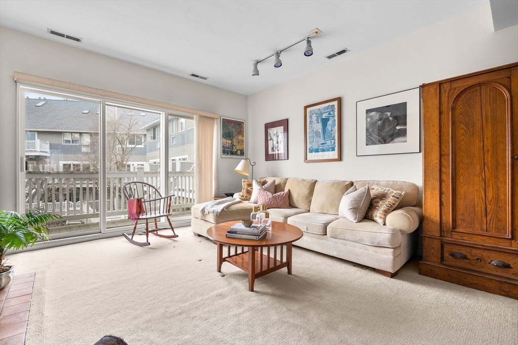 20 Ship Ave # 17
