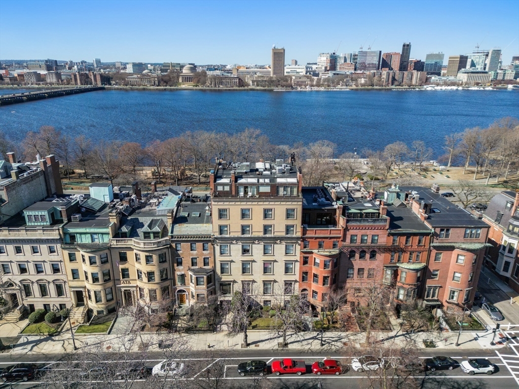 412 Beacon St # 6