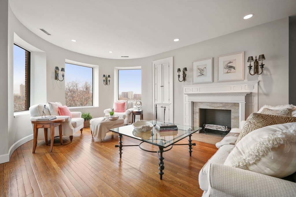 412 Beacon St # 6