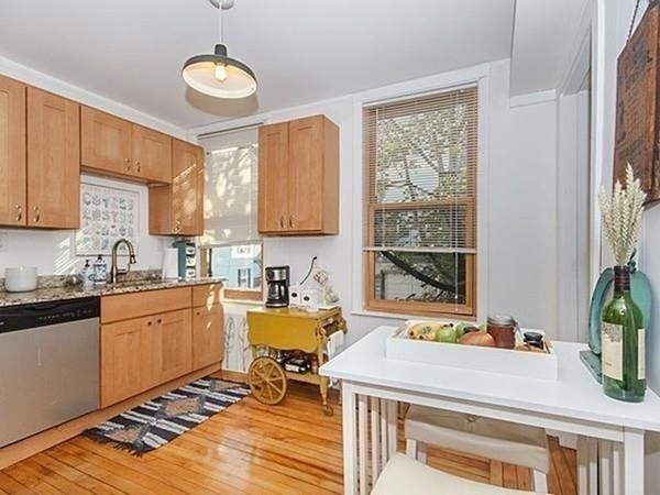 76 G St # 1