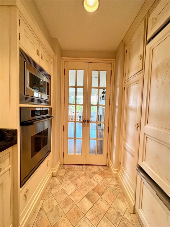 412 Beacon # 6