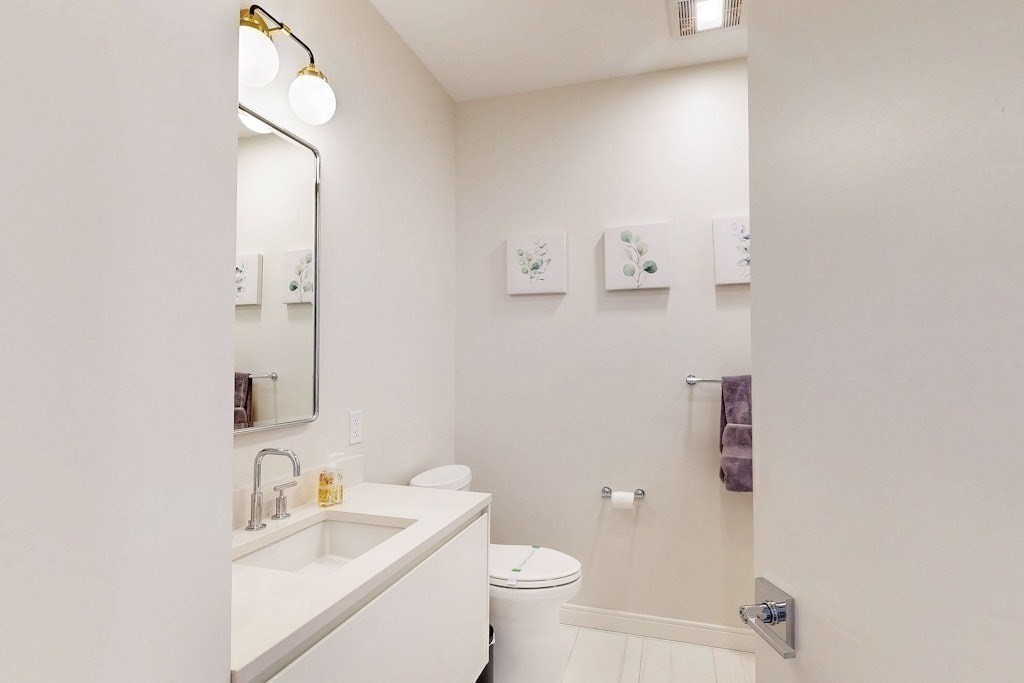 191 Washington # 720