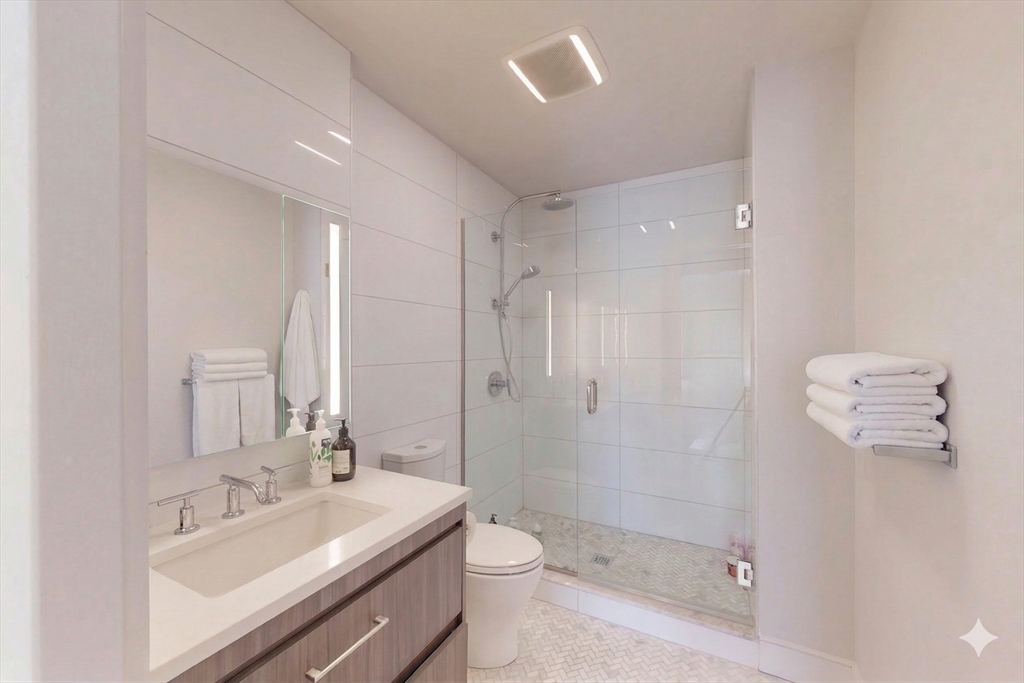 50 Symphony Rd # 402