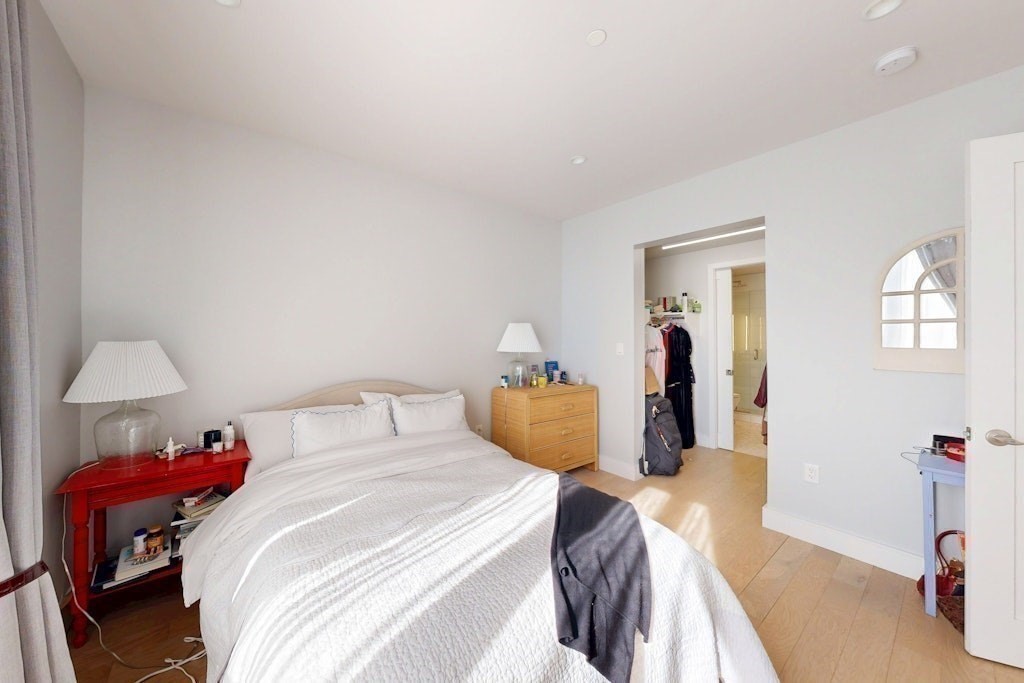 50 Symphony Rd # 402